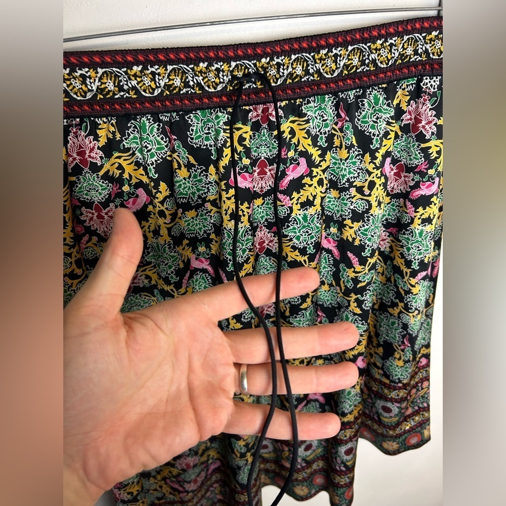 NWT $350 Alice + Olivia Natalina Sz 10 black floral-print asymmetric midi skirt - Picture 8 of 16